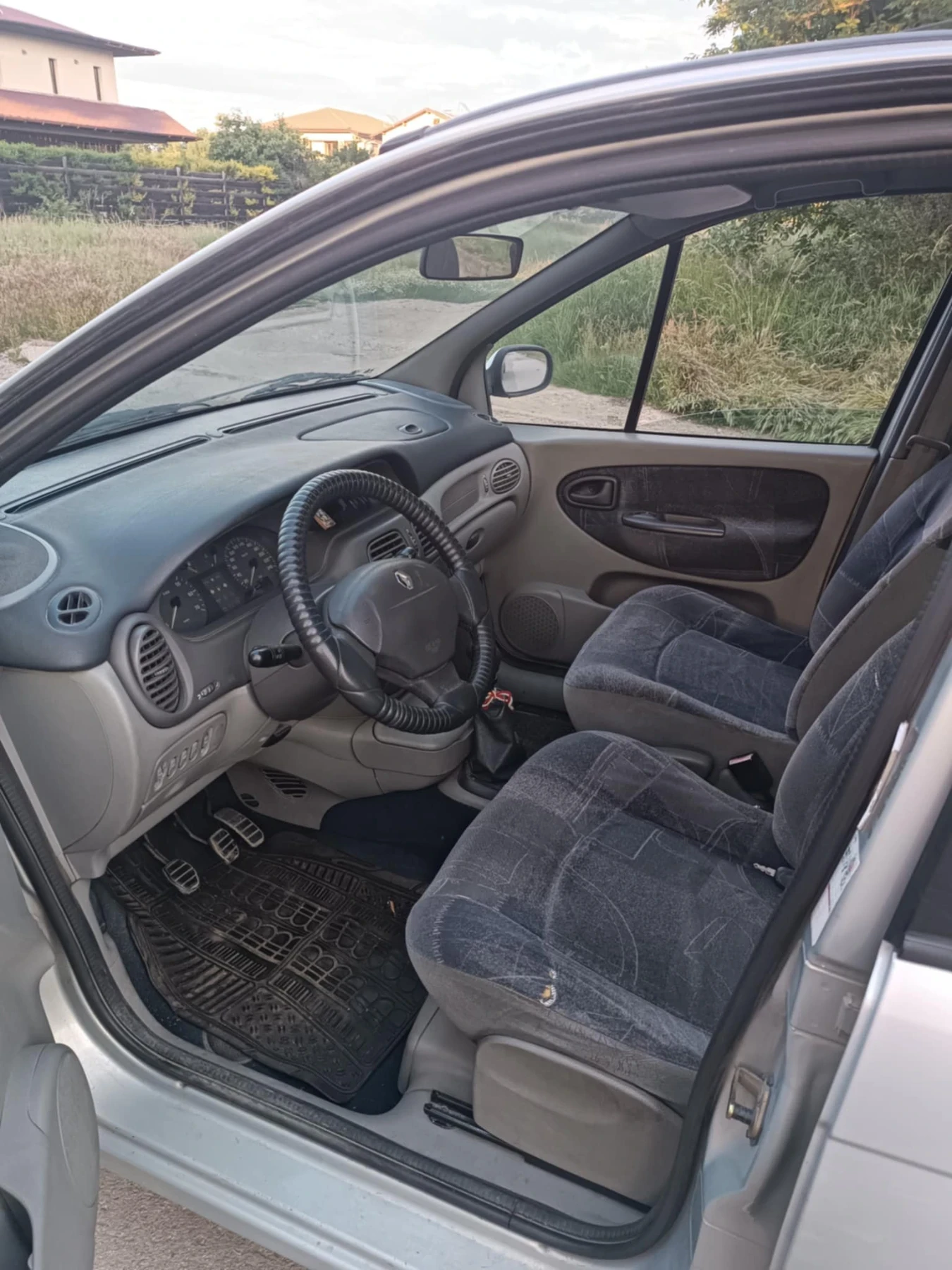 Renault Scenic Меган Сценик  - изображение 2
