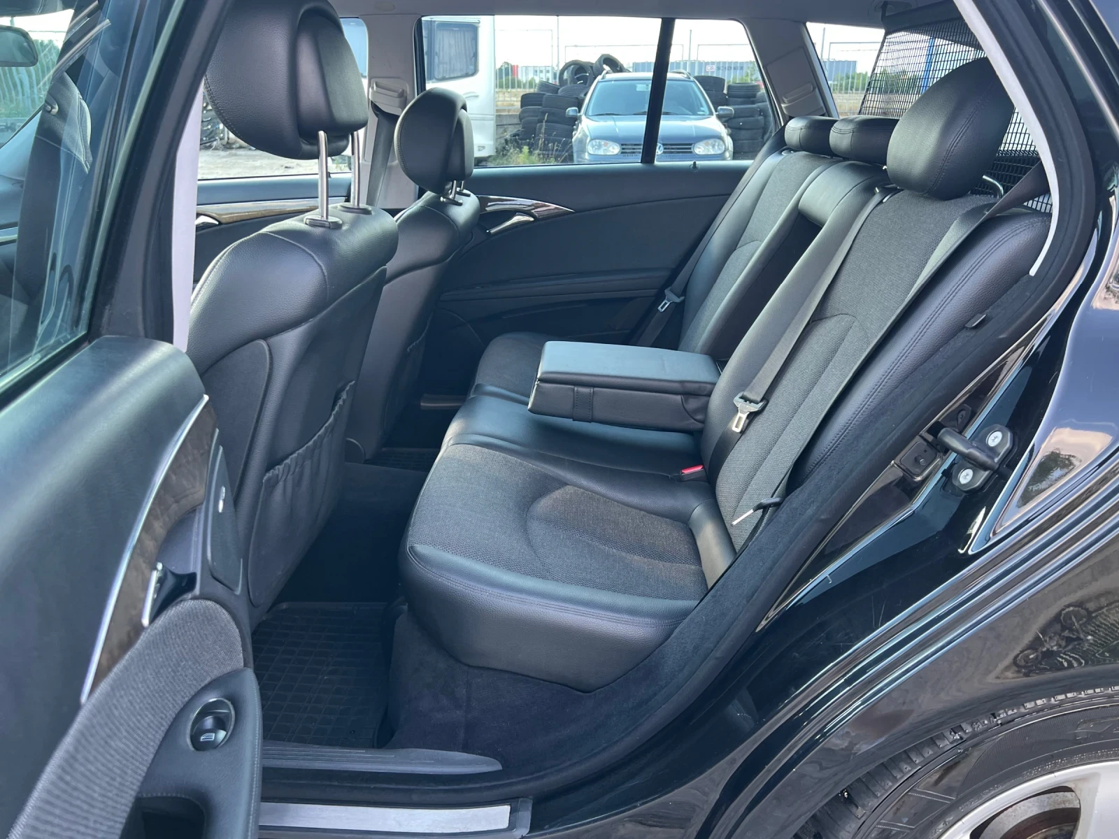 Mercedes-Benz E 220 CDI T model , FaceLift - изображение 10