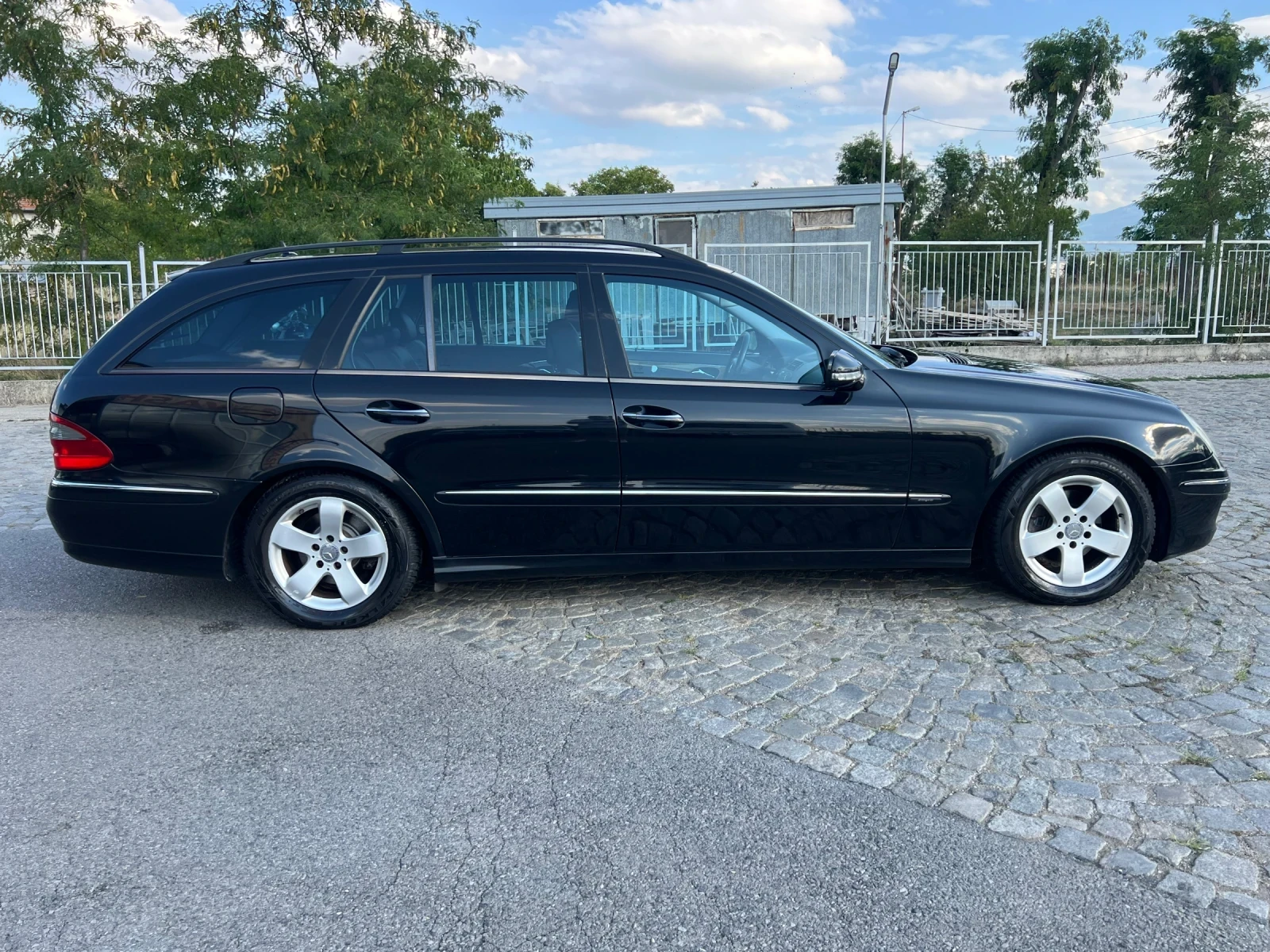 Mercedes-Benz E 220 CDI T model , FaceLift - изображение 3