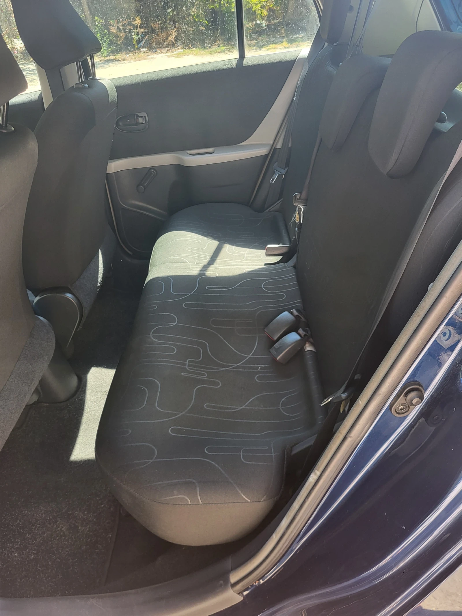 Toyota Yaris  - изображение 3