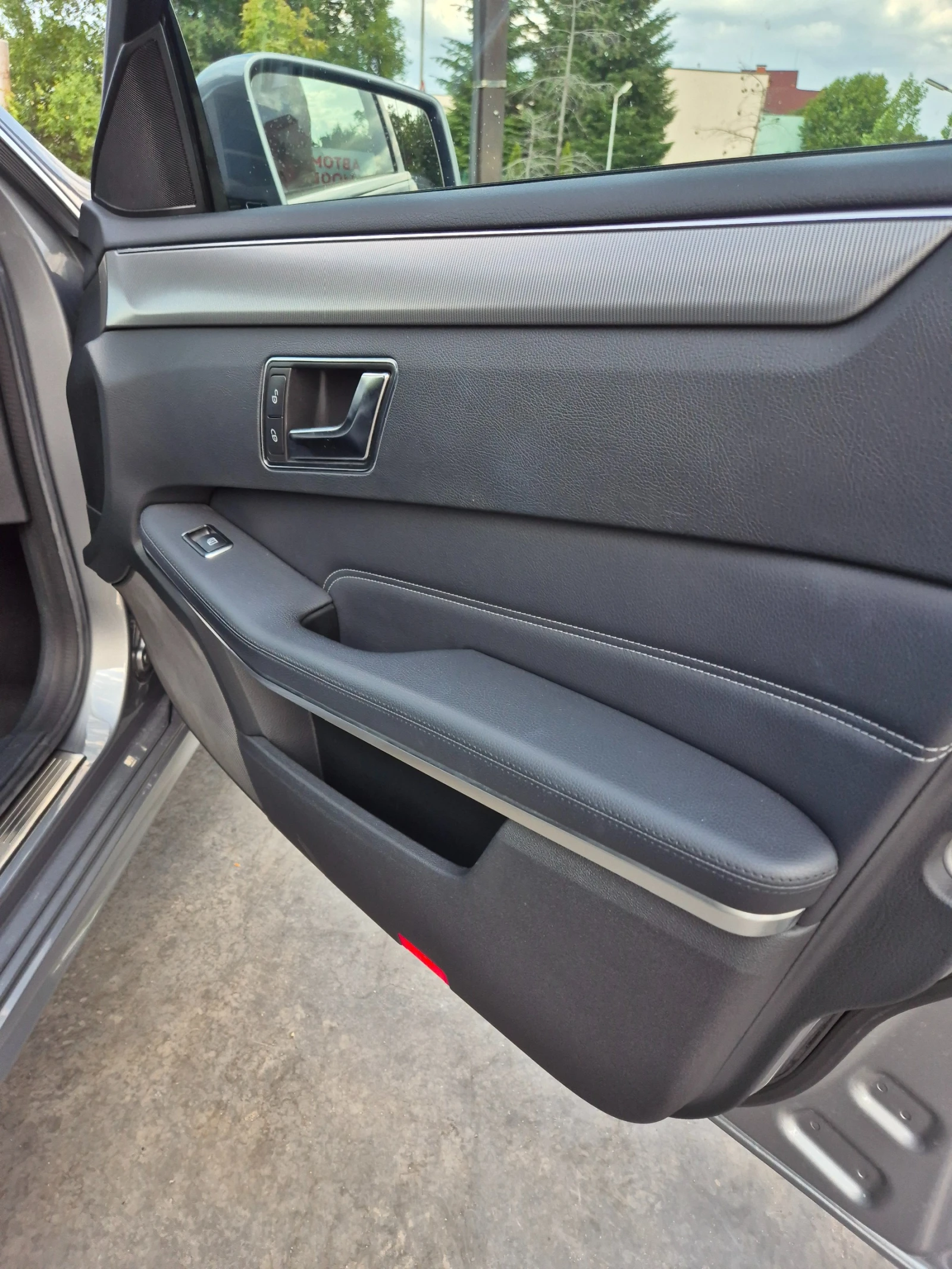 Mercedes-Benz E 250 Директно впръскване  - изображение 8