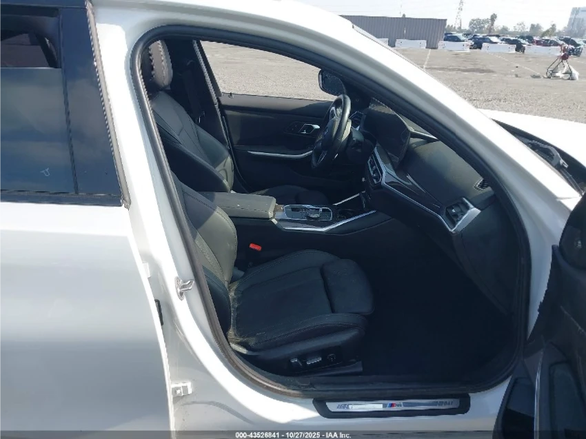 BMW 330 E / XDRIVE  - изображение 7