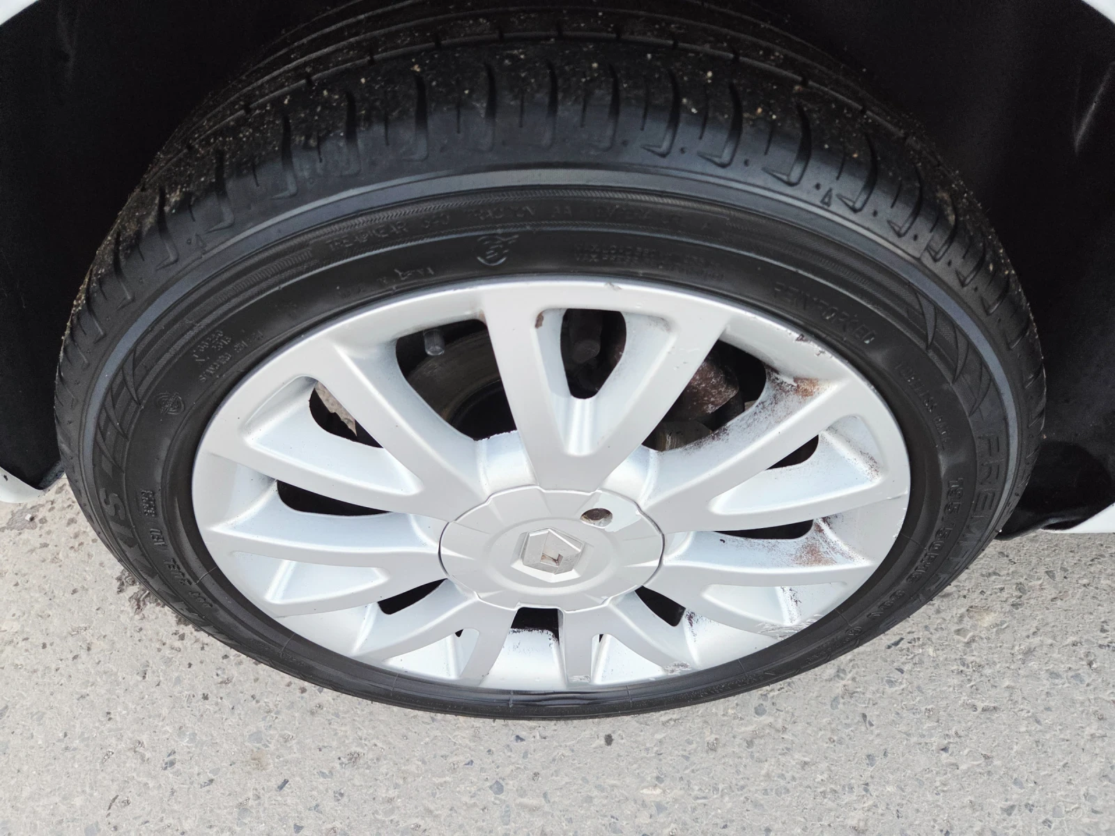 Renault Clio 1, 200 EURO5, снимка 14 - Автомобили и джипове - 53749899