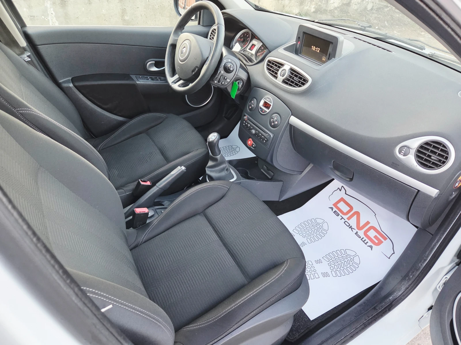 Renault Clio 1, 200 EURO5, снимка 8 - Автомобили и джипове - 53749899