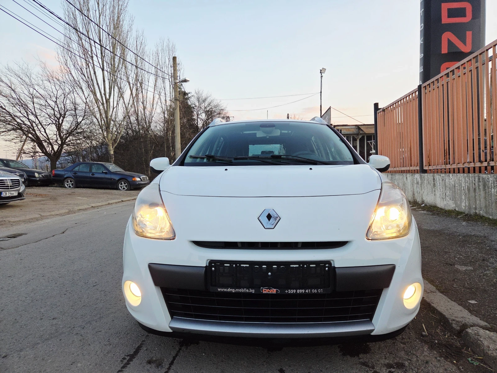 Renault Clio 1, 200 EURO5, снимка 3 - Автомобили и джипове - 53749899