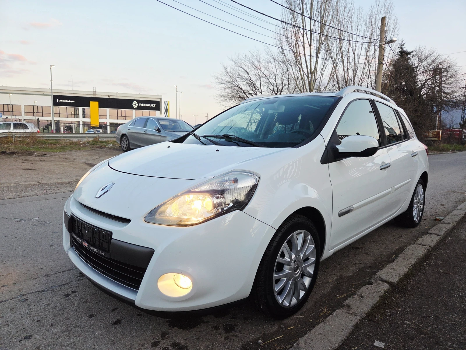 Renault Clio 1, 200 EURO5, снимка 4 - Автомобили и джипове - 53749899