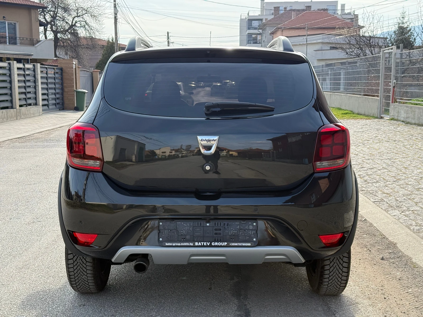 Dacia Sandero FACELIFT-STEPWAY-ШВЕЙЦАРИЯ-НАВИ-КАМЕРА, снимка 6 - Автомобили и джипове - 53984174