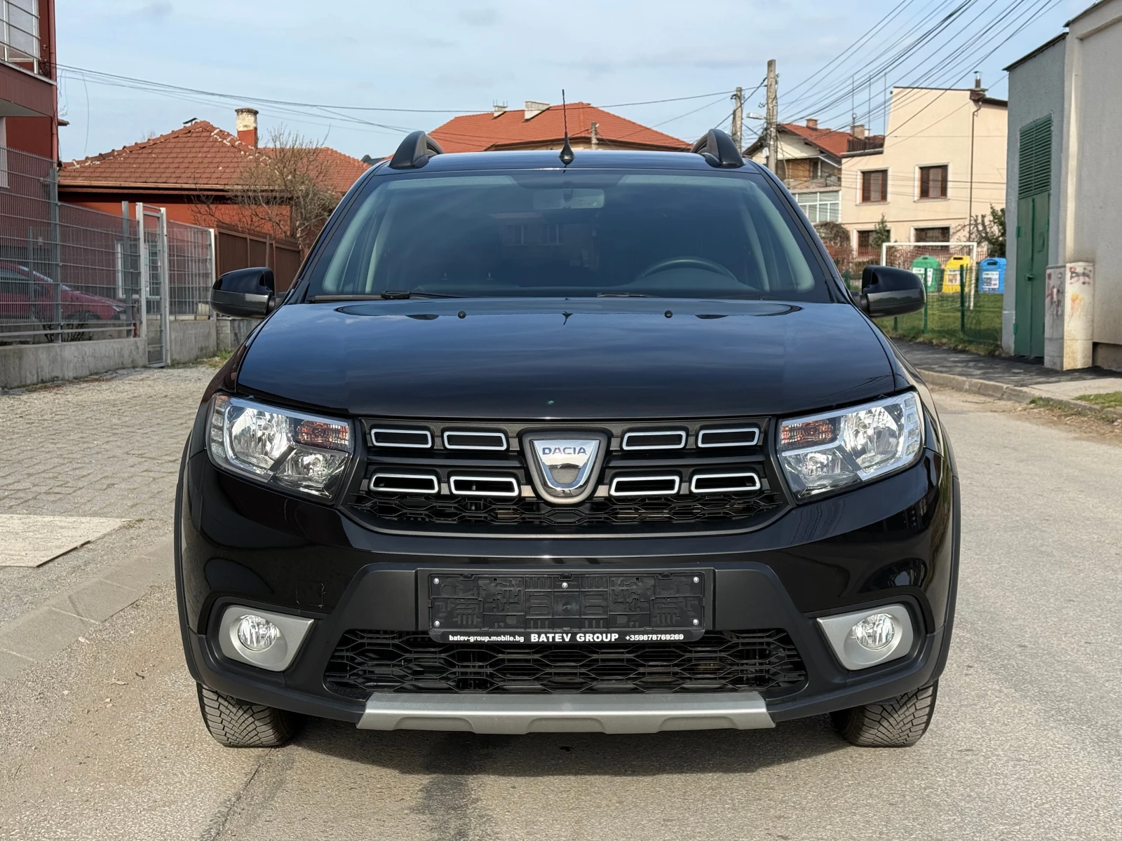 Dacia Sandero FACELIFT-STEPWAY-ШВЕЙЦАРИЯ-НАВИ-КАМЕРА, снимка 2 - Автомобили и джипове - 53984174