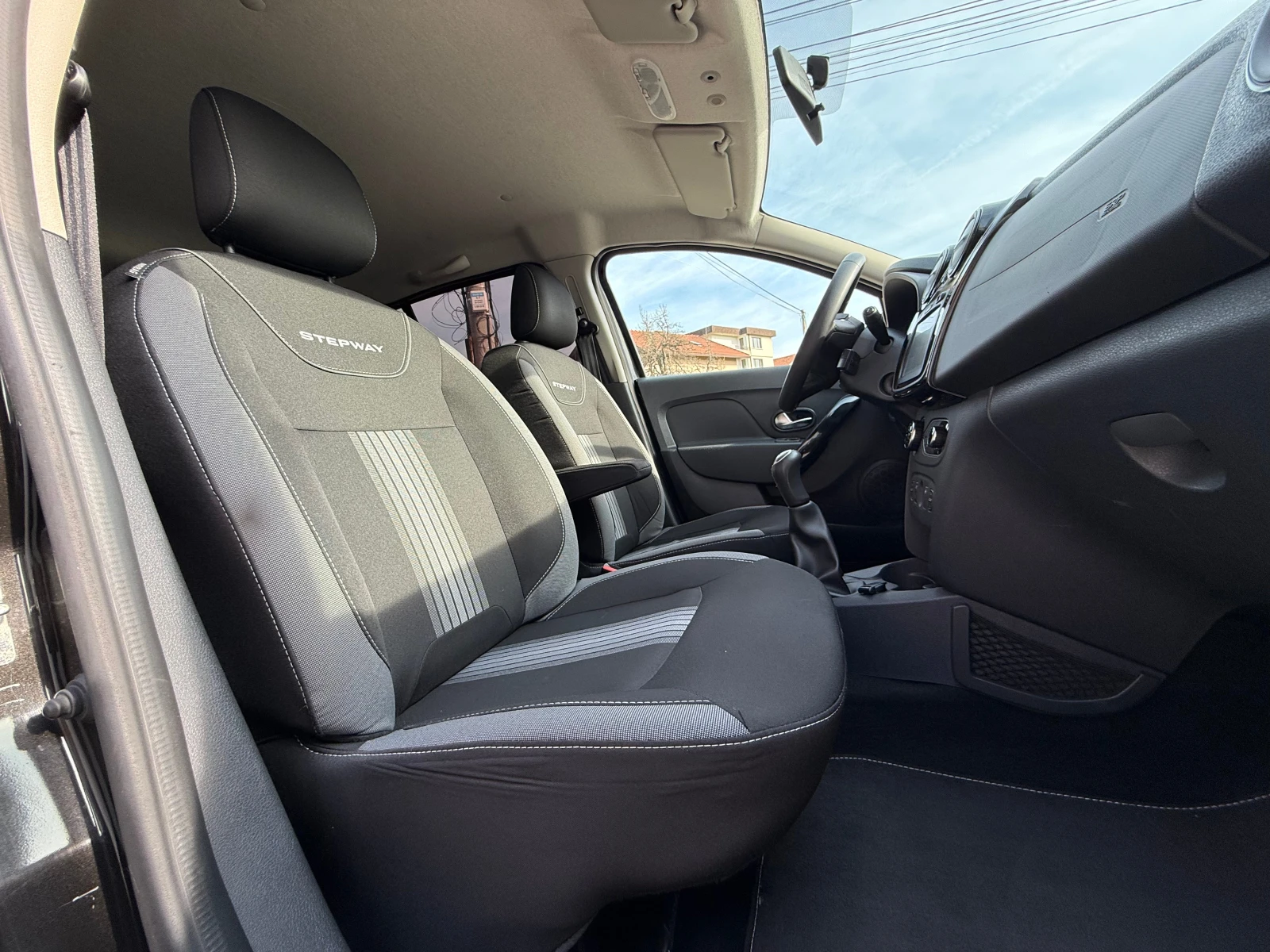 Dacia Sandero FACELIFT-STEPWAY-ШВЕЙЦАРИЯ-НАВИ-КАМЕРА, снимка 14 - Автомобили и джипове - 53984174