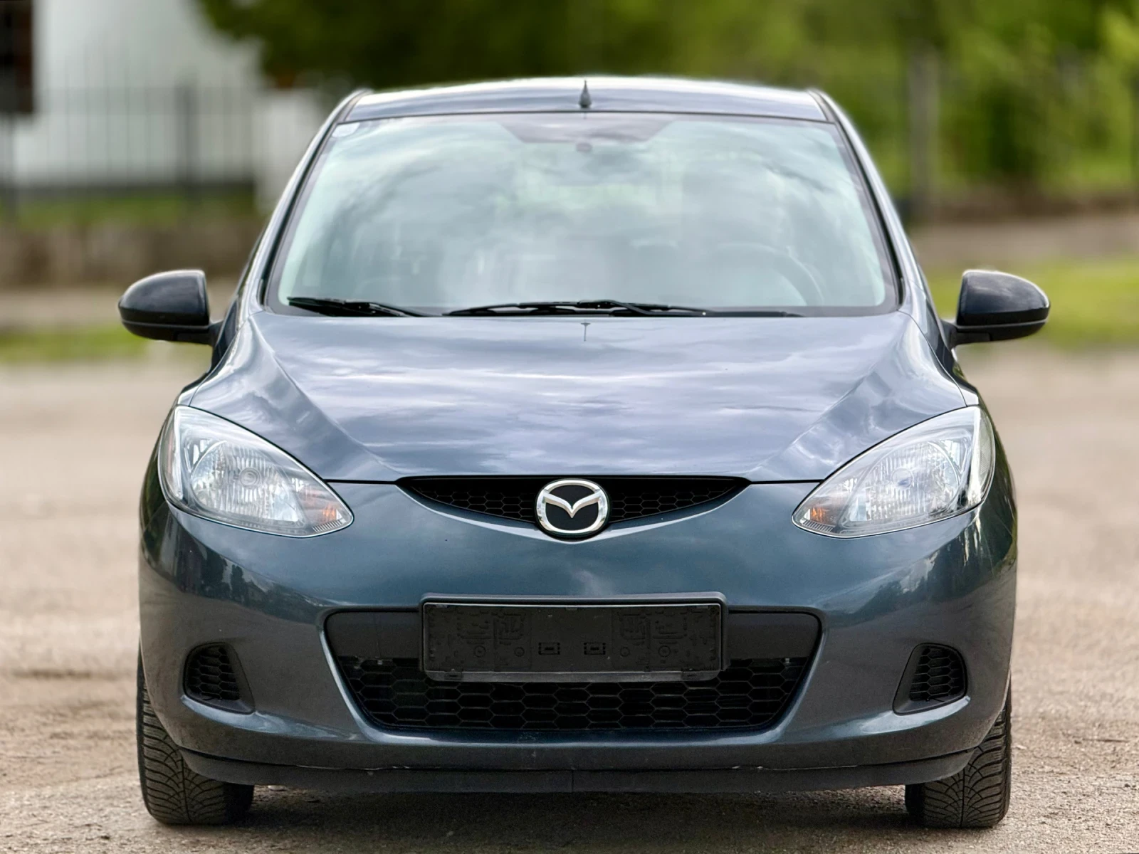 Mazda 2 1.3i* Klima* Top, снимка 2 - Автомобили и джипове - 54417723