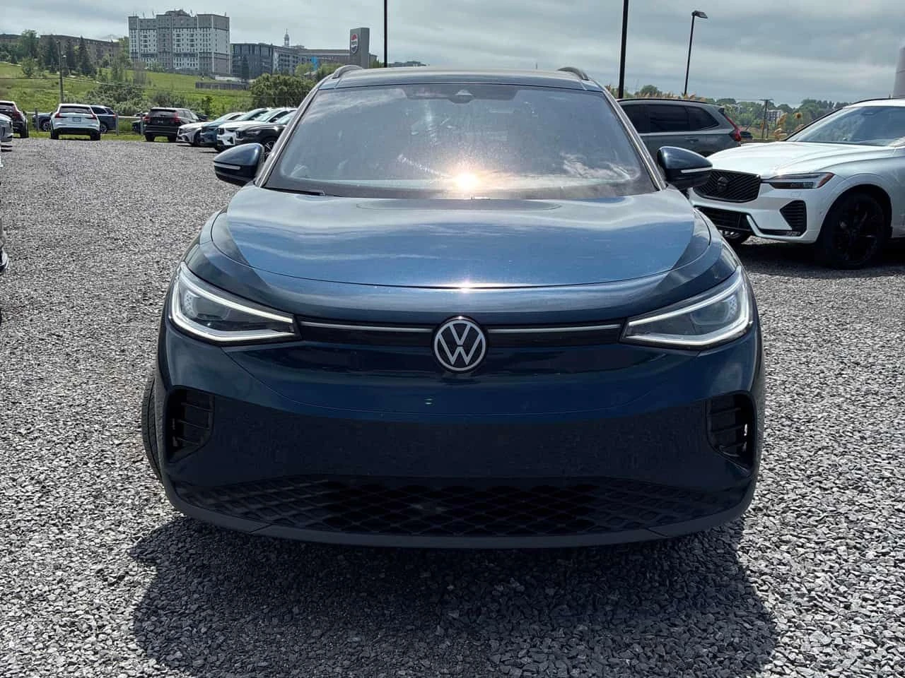 VW ID.4 PRO * ГЛАВНО ПРЕДСТАВИТЕЛСТВО НА VOLVO* , снимка 2 - Автомобили и джипове - 54913946