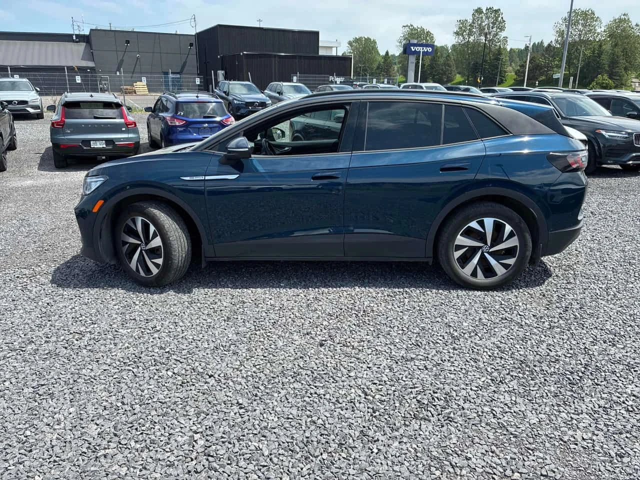 VW ID.4 PRO * ГЛАВНО ПРЕДСТАВИТЕЛСТВО НА VOLVO* , снимка 3 - Автомобили и джипове - 54913946
