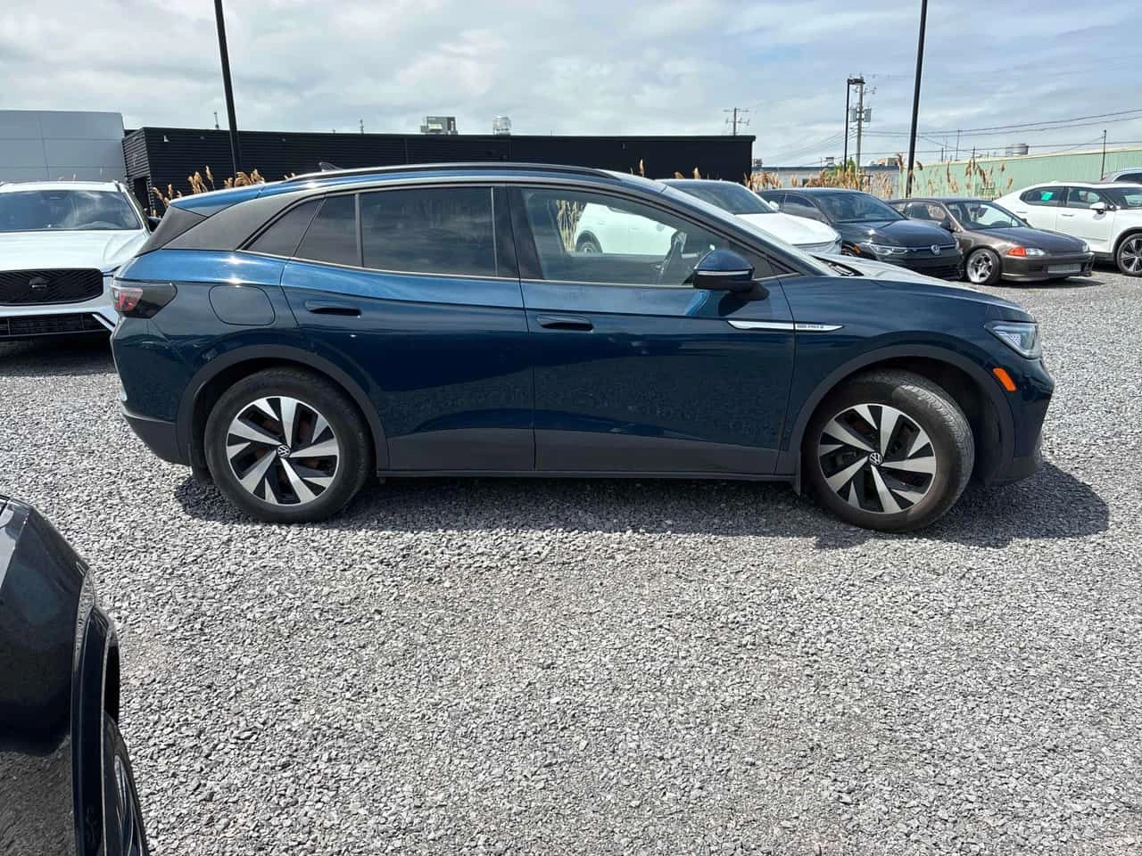 VW ID.4 PRO * ГЛАВНО ПРЕДСТАВИТЕЛСТВО НА VOLVO* , снимка 4 - Автомобили и джипове - 54913946