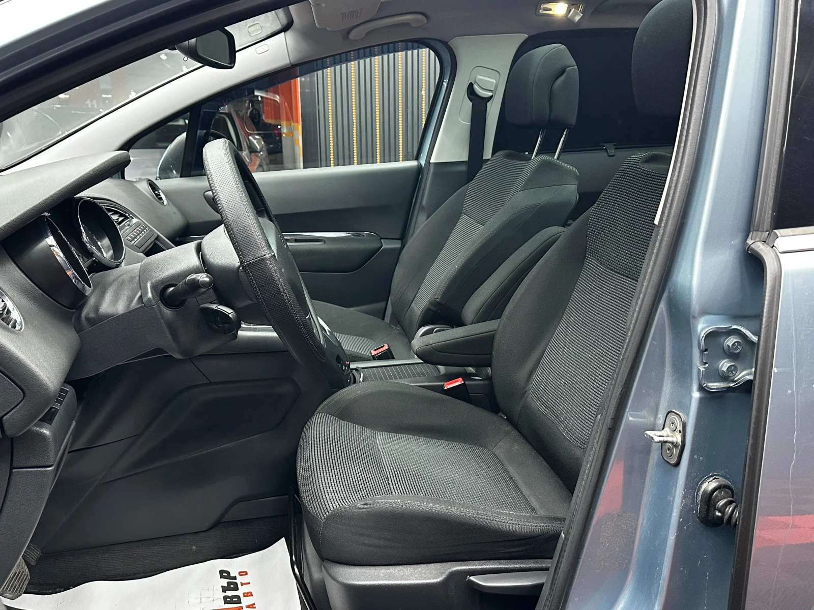 Peugeot 5008 2.0d 163 к.с. , снимка 8 - Автомобили и джипове - 55445072