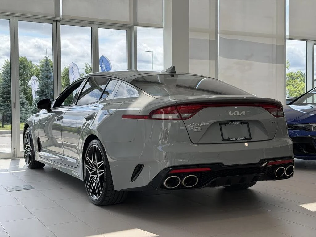 Kia Stinger * GT * KEYLESS * Автокредит * (Цена до България), снимка 5 - Автомобили и джипове - 55587030