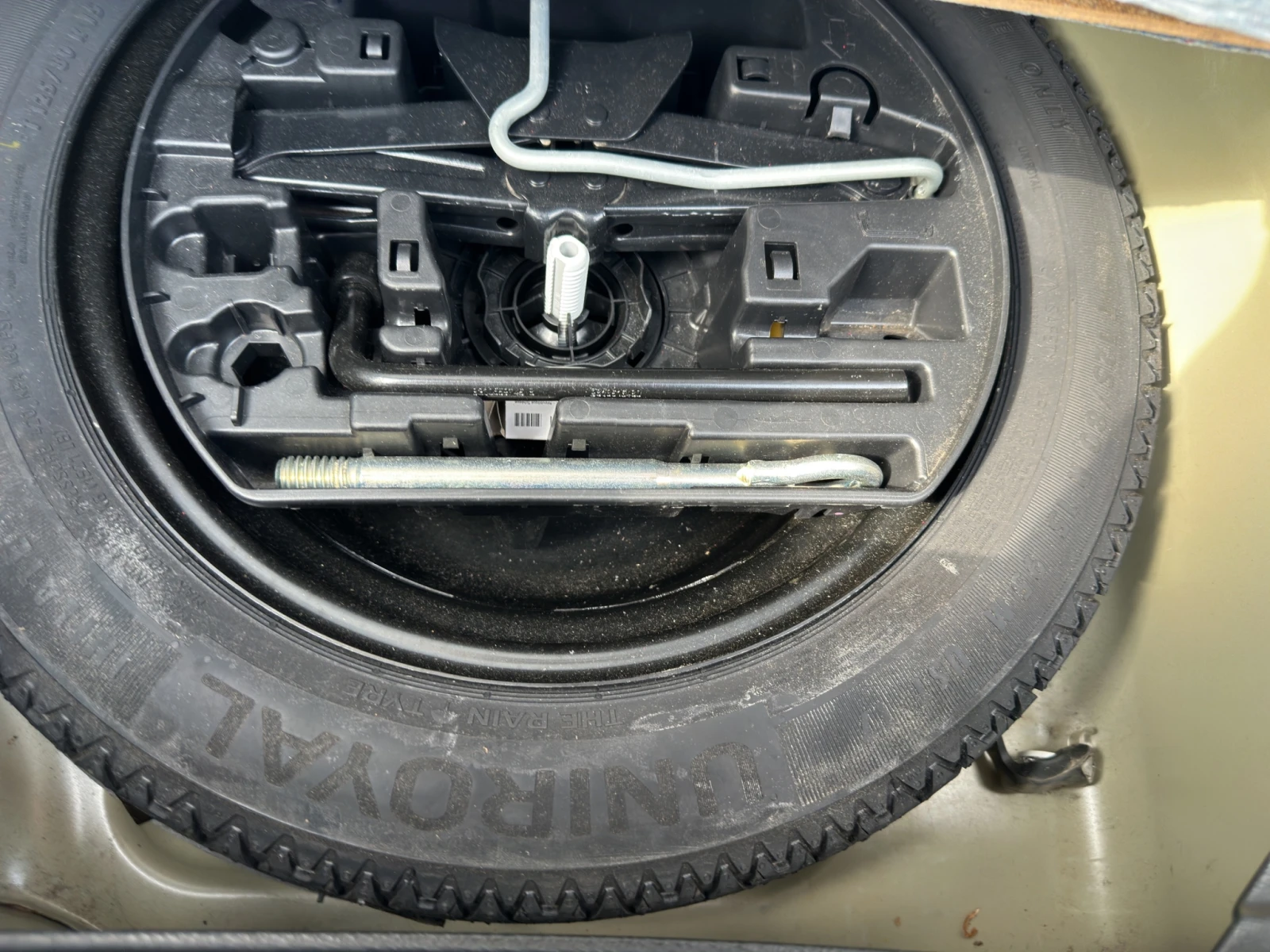 Peugeot 208, снимка 16 - Автомобили и джипове - 55665441
