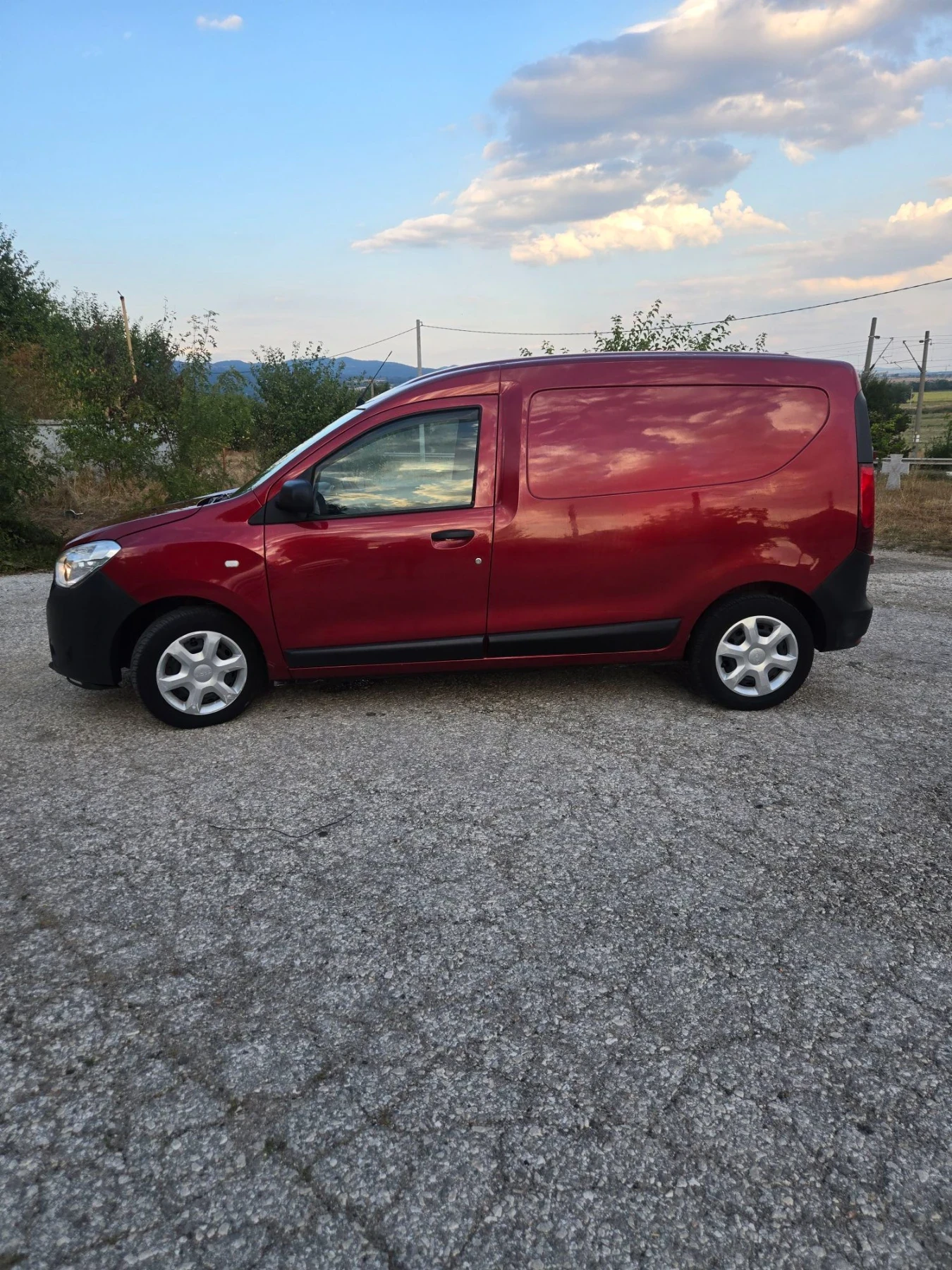 Dacia Dokker 1.6 газ бензин 2021г., снимка 3 - Автомобили и джипове - 55826156