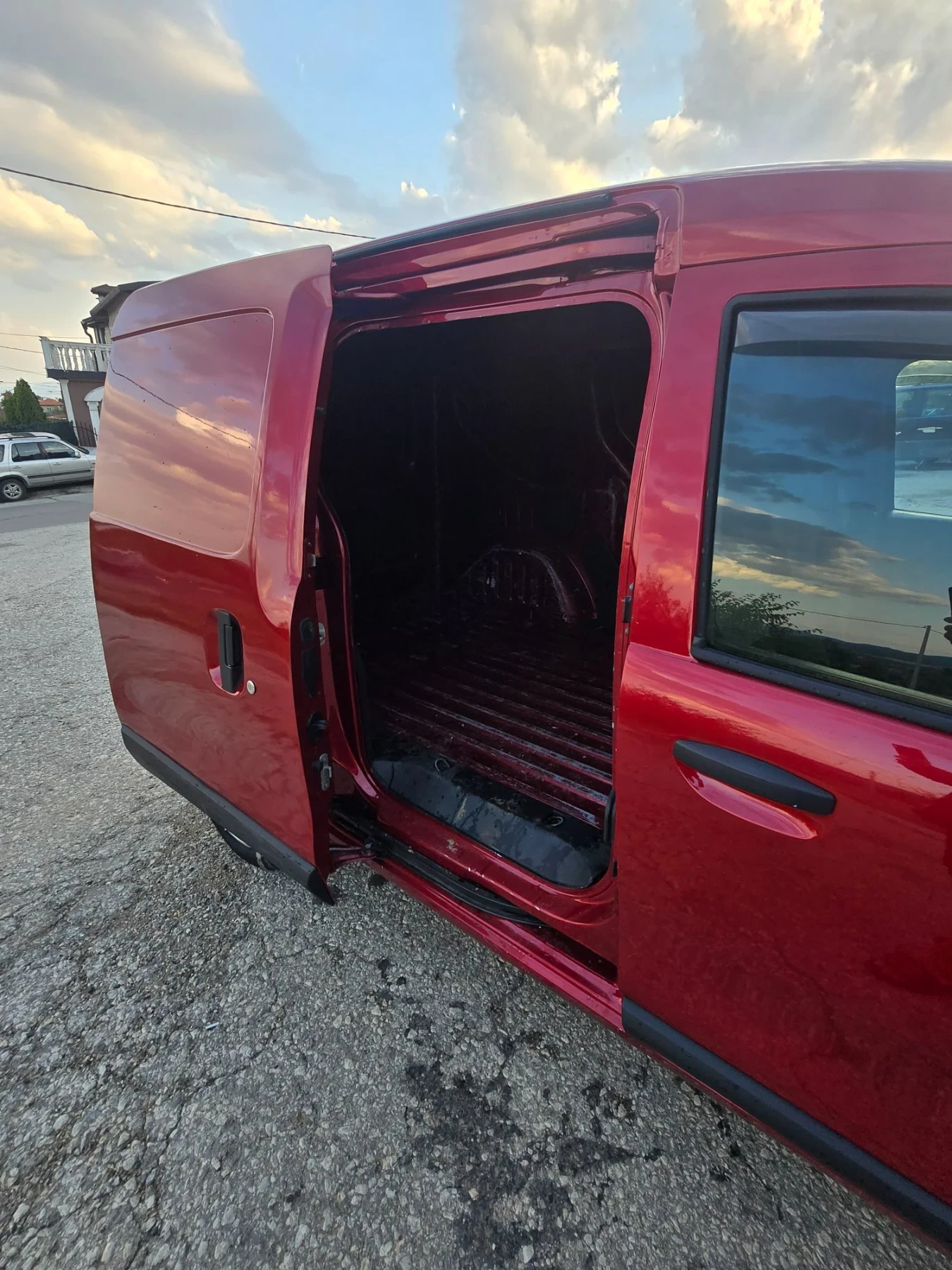 Dacia Dokker 1.6 газ бензин 2021г., снимка 6 - Автомобили и джипове - 55826156