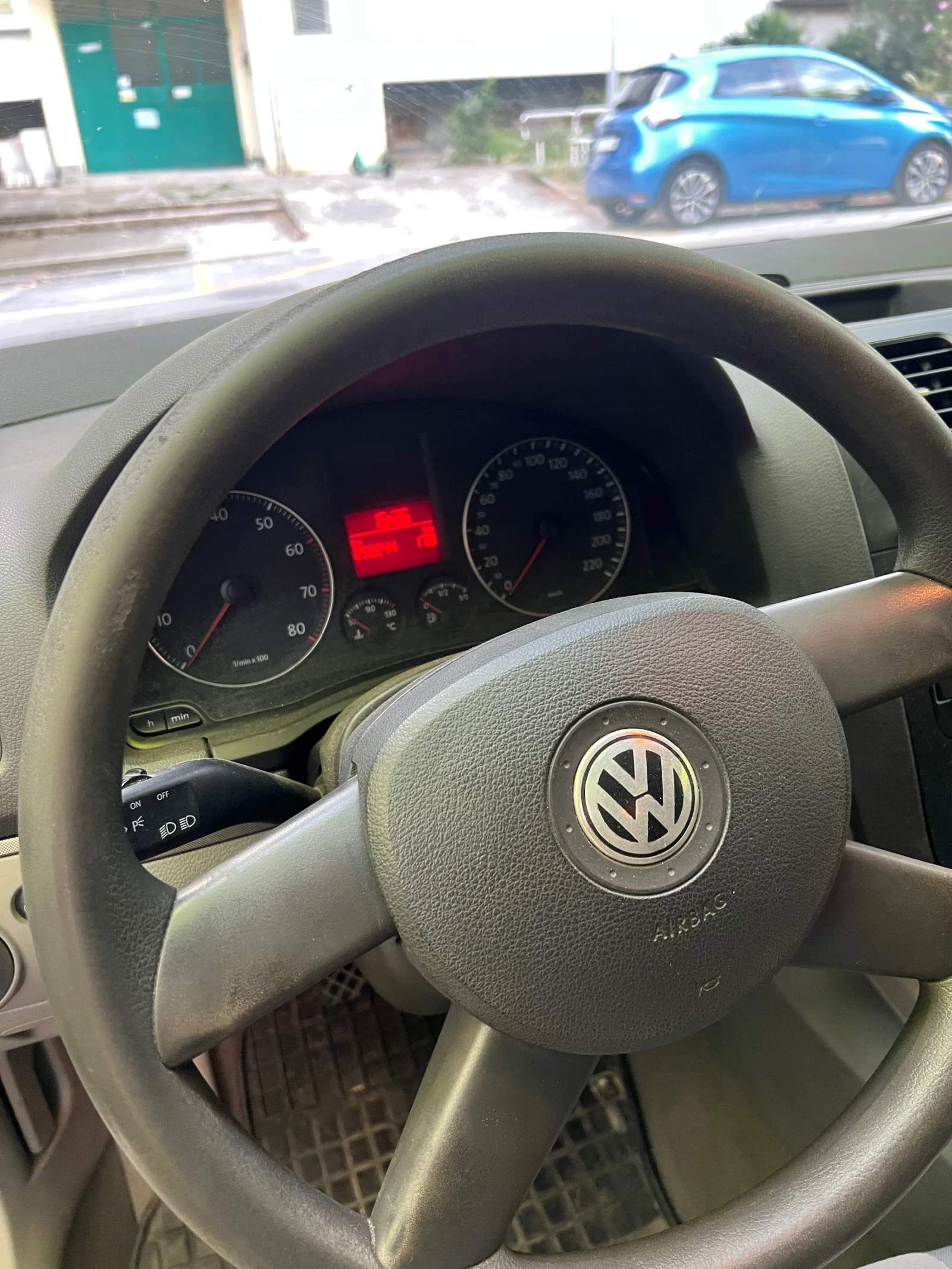 VW Golf, снимка 6 - Автомобили и джипове - 55940730