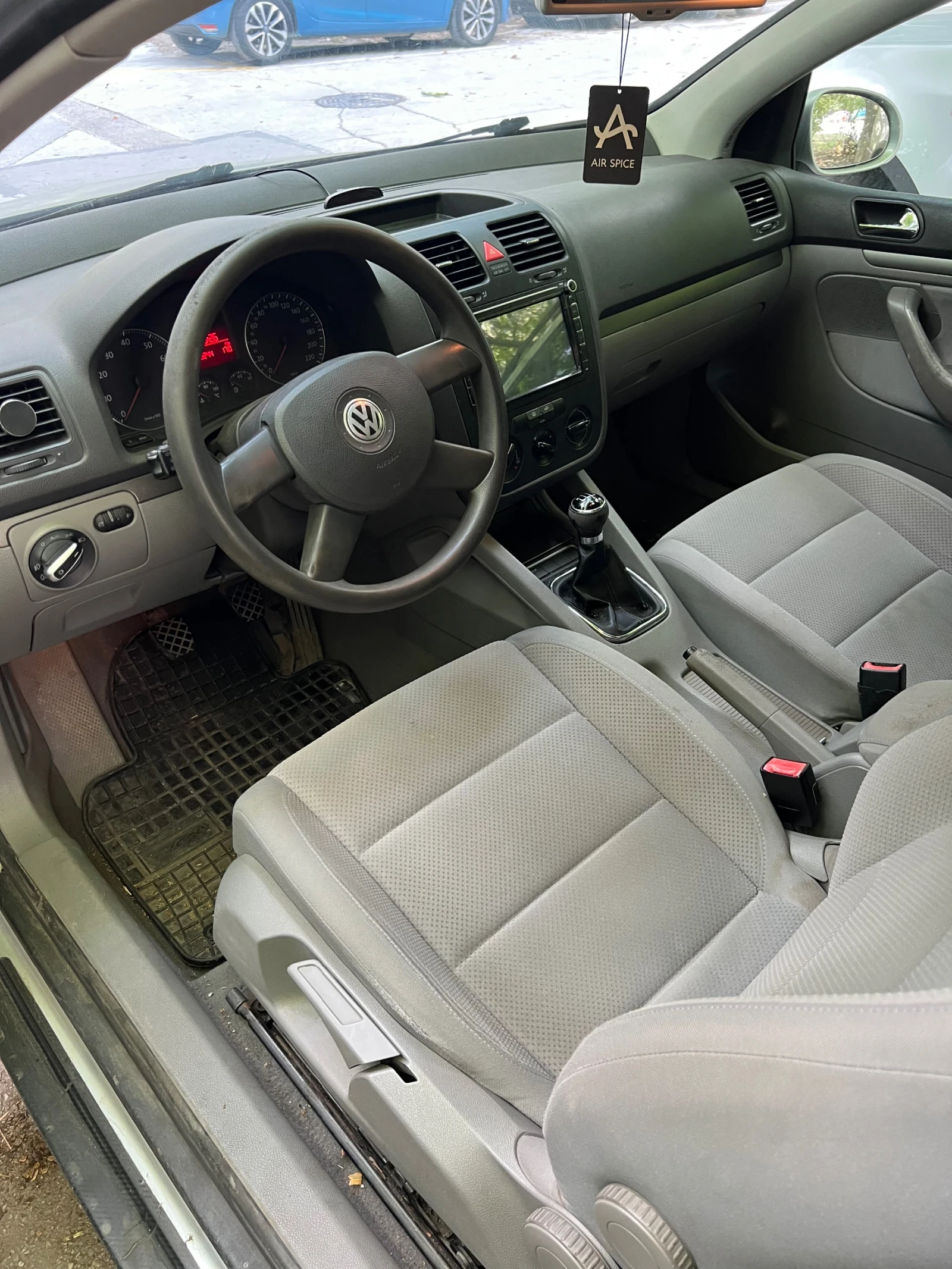 VW Golf, снимка 8 - Автомобили и джипове - 55940730
