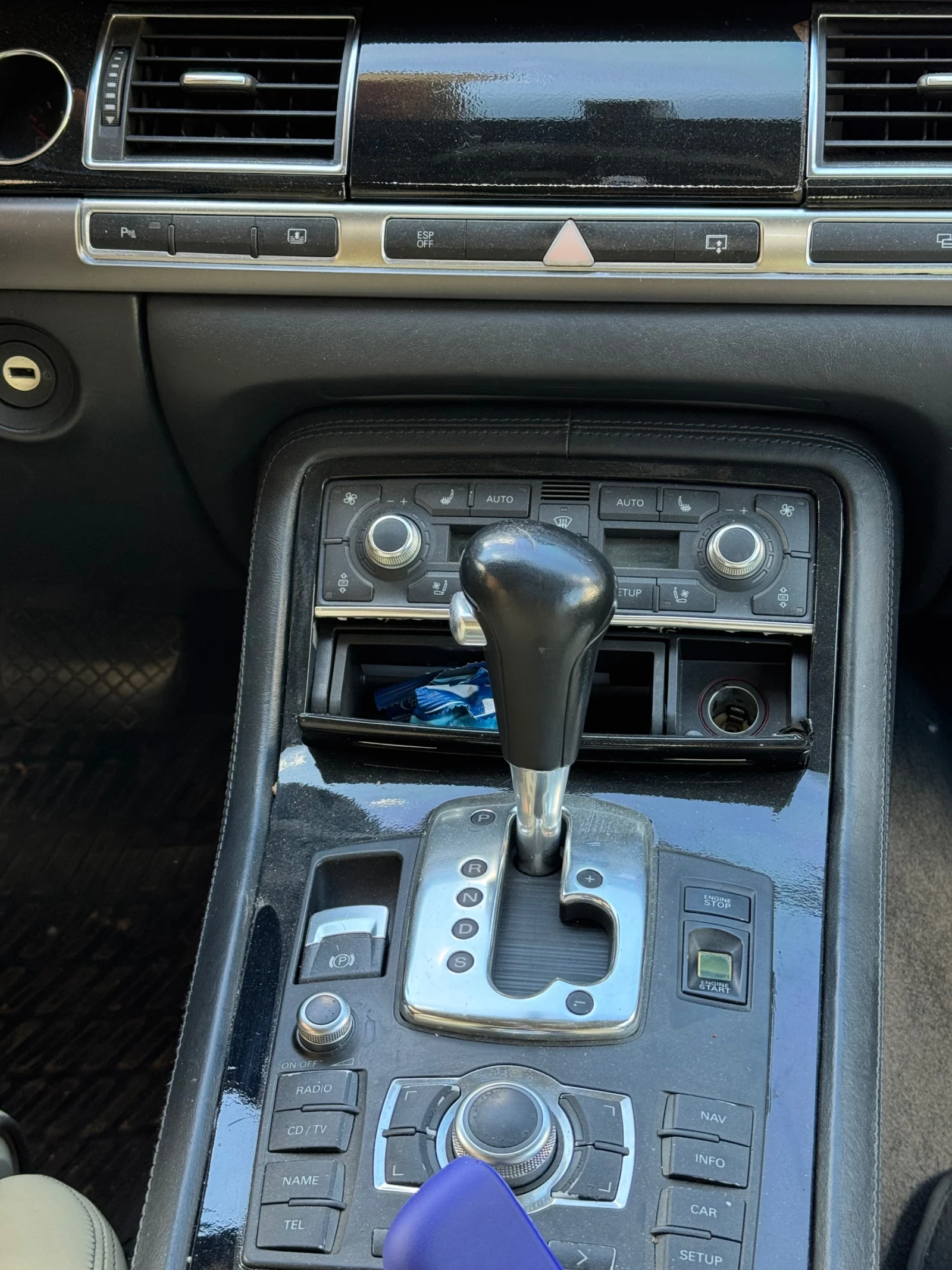 Audi A8, снимка 14 - Автомобили и джипове - 55958047