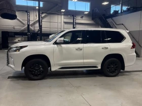 Lexus LX 570 5.7L V8* Богато оборудвана* Обслужена!!, снимка 5