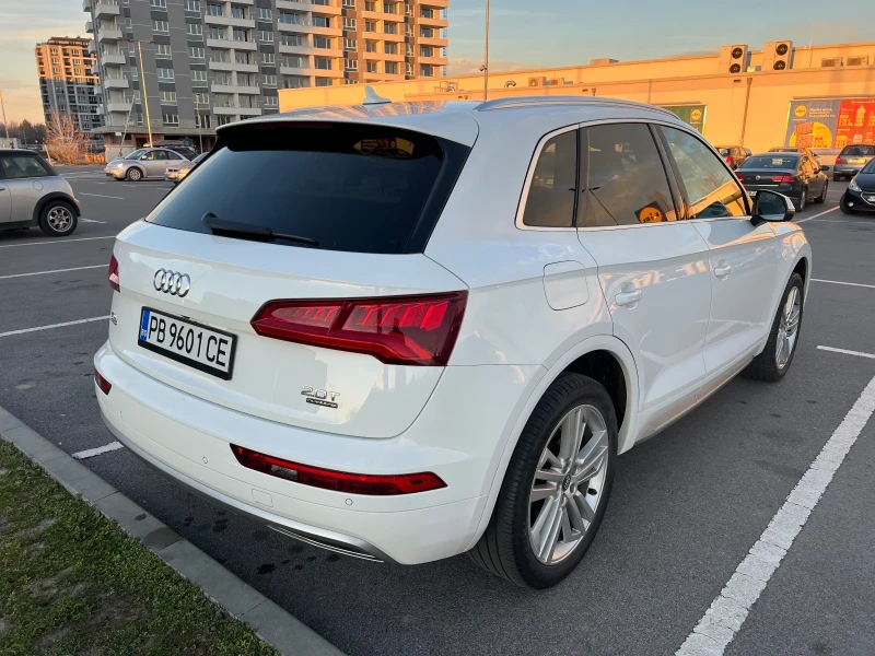 Audi Q5, снимка 5 - Автомобили и джипове - 53601172