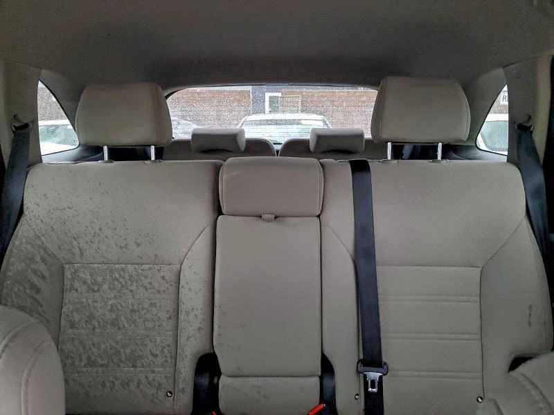 Kia Sorento 3.3L 6 Front-wheel Drive, снимка 14 - Автомобили и джипове - 53187221