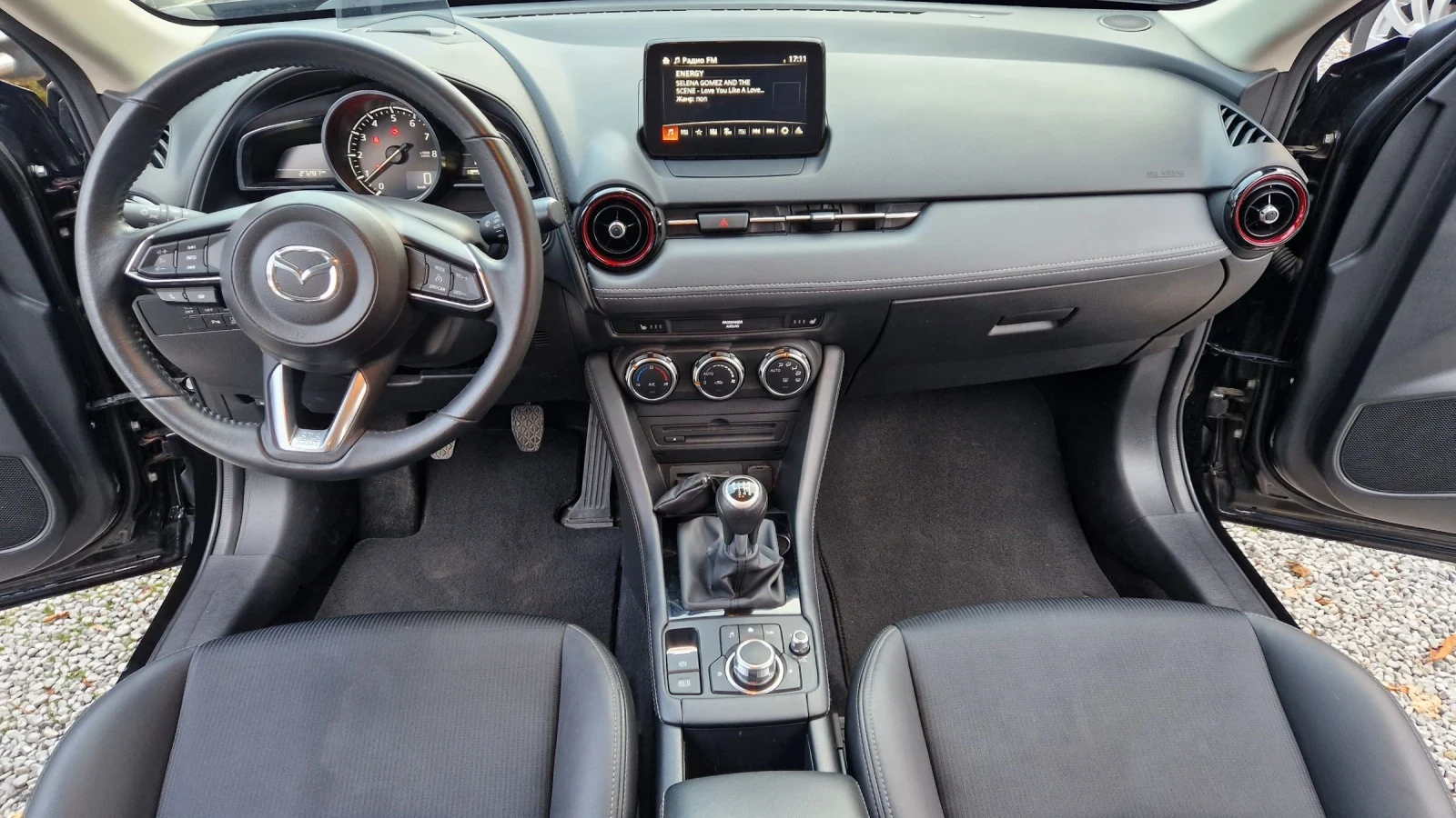 Mazda CX-3 2.0  122 . 6  | Mobile.bg   14