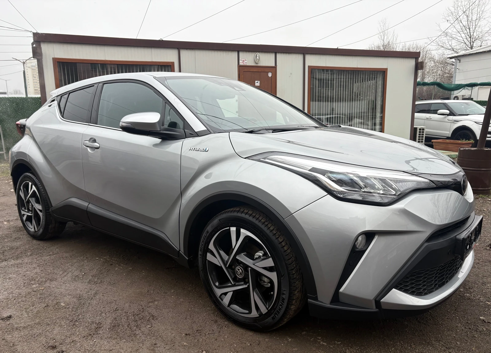 Toyota C-HR 1.8-HYBRID= 4460KM= ЧИСТО НОВА КОЛА= ТОП=  - изображение 7