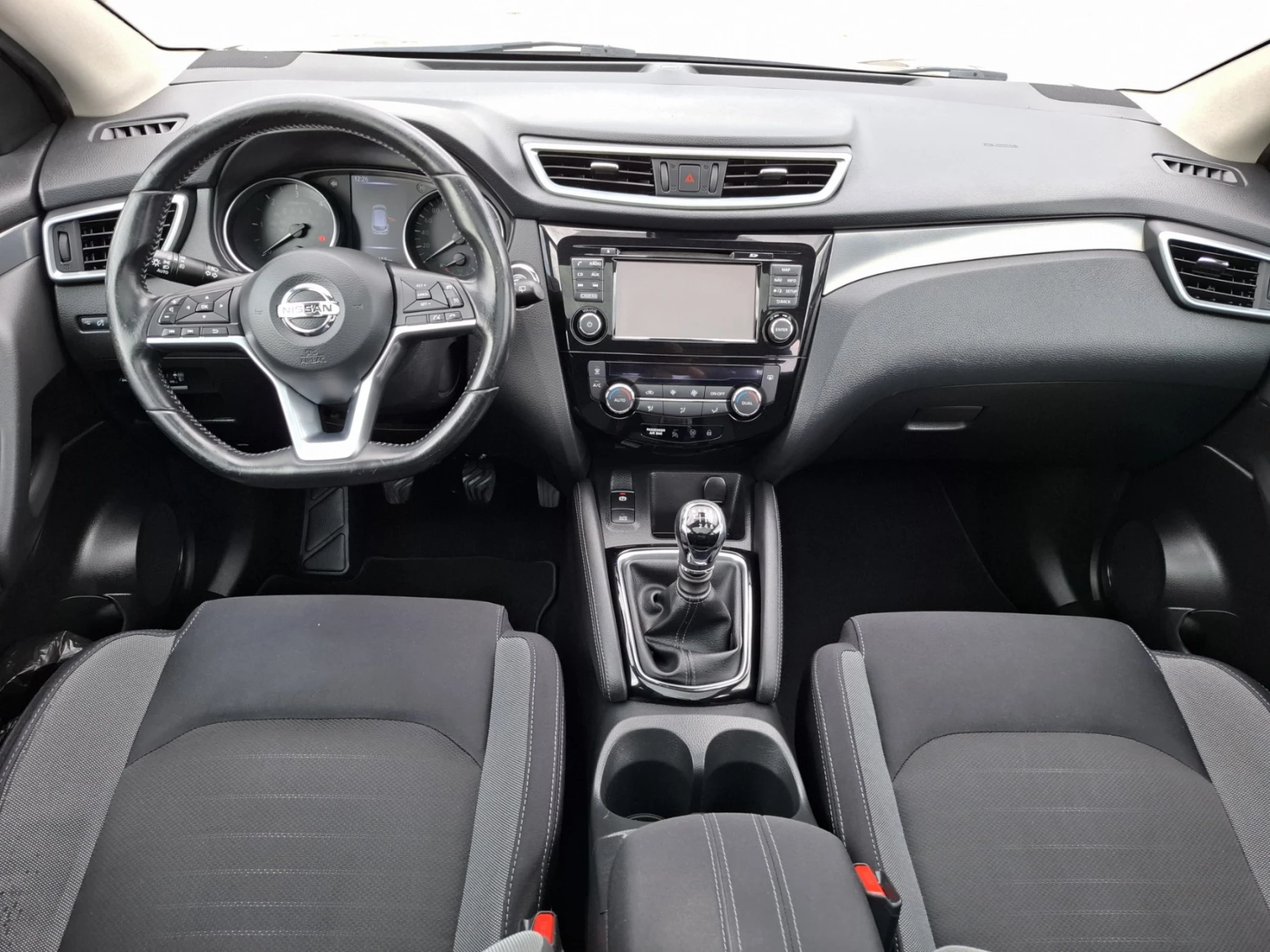 Nissan Qashqai 1.5dCi PANORAMA* TEKNA* CAMERA* NAVI* KEYLESS - изображение 9