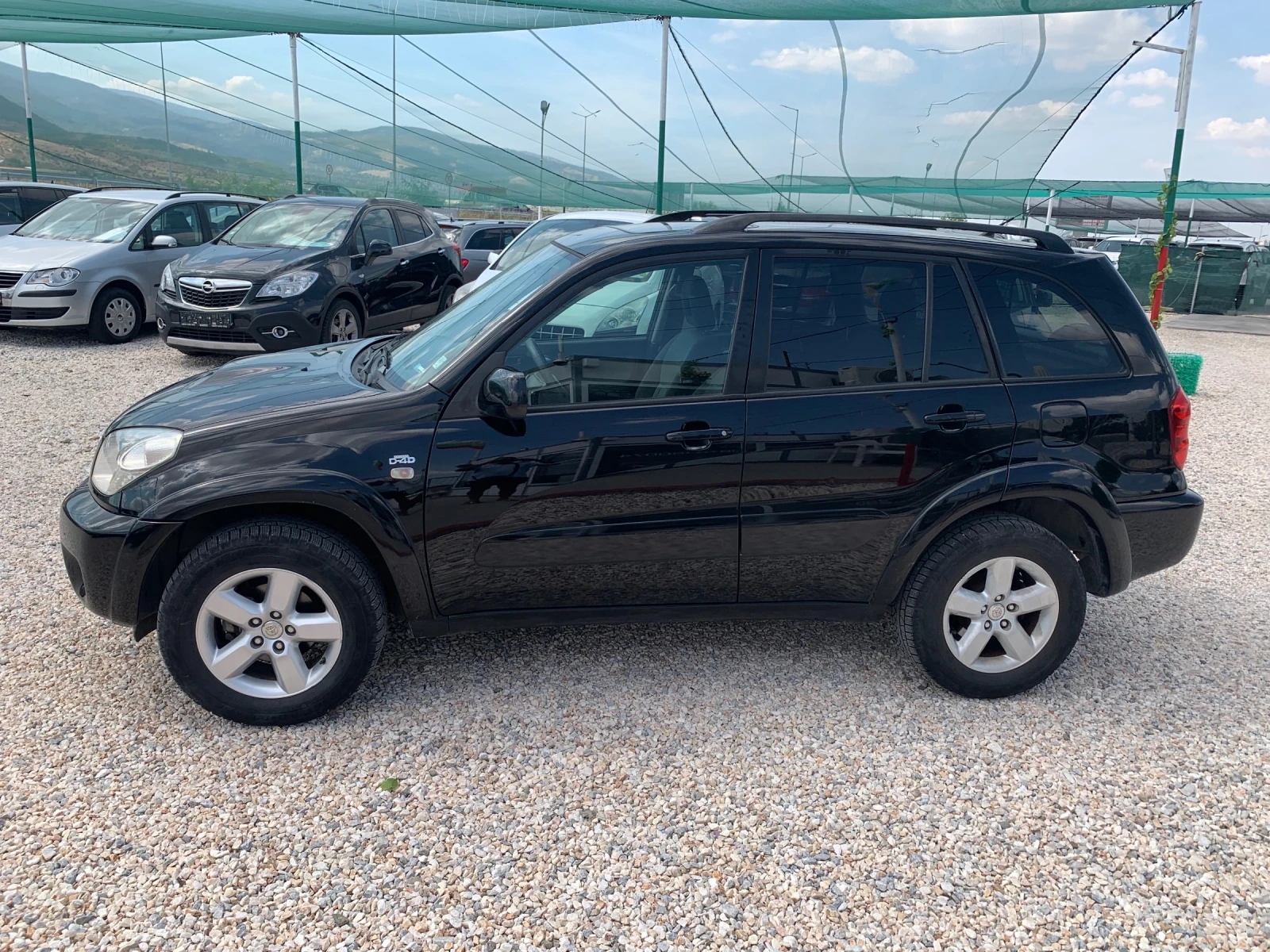 Toyota Rav4 2.0D4D - изображение 4