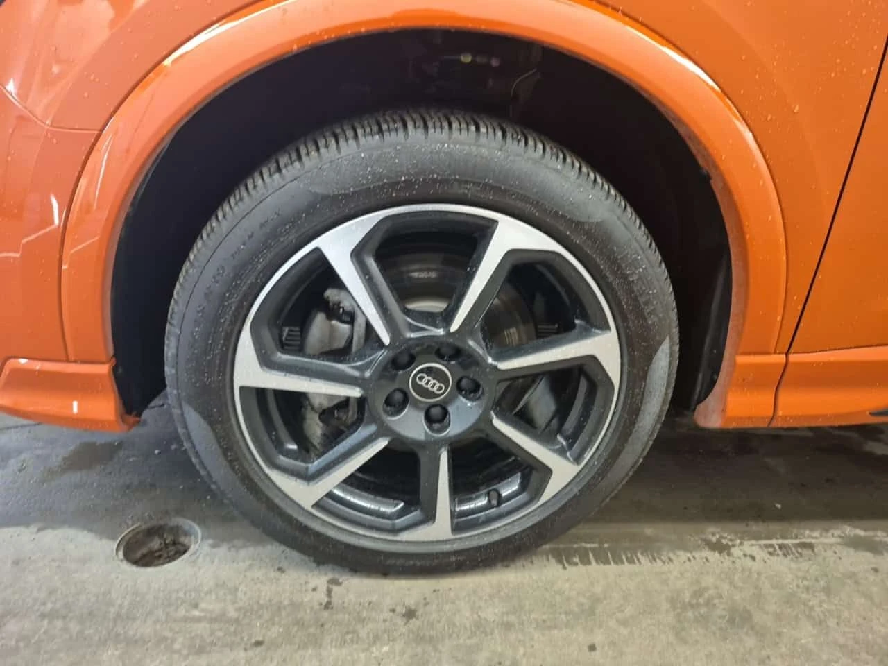 Audi Q3 TECHNIK| DISTRONIC| ПОДГРЕВ| ПАНОРАМА| 2 КЛЮЧА - изображение 8