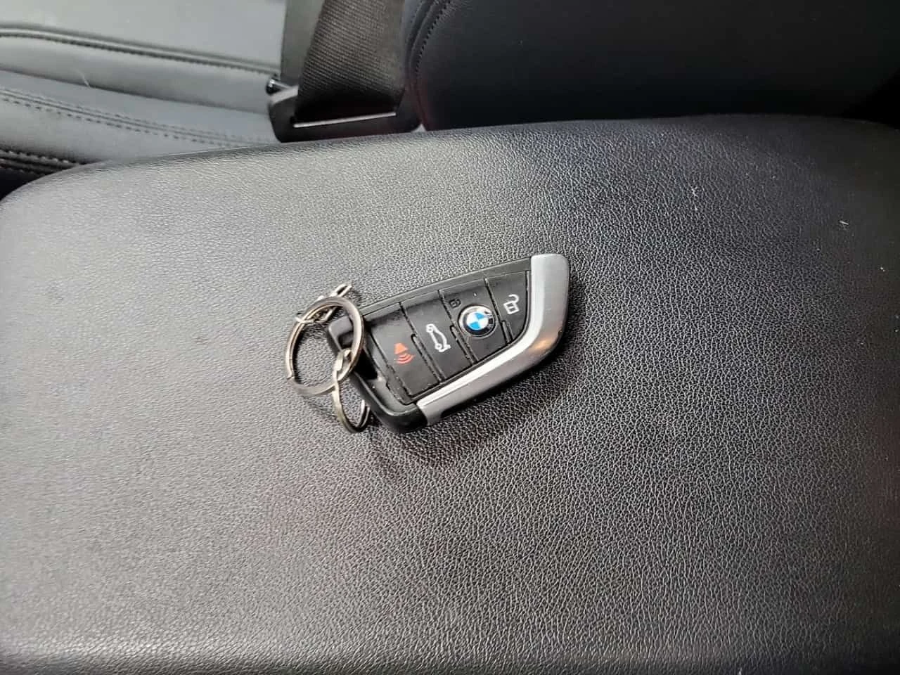 BMW X3  | XDRIVE30I | Blind Spot | CARFAX - изображение 9