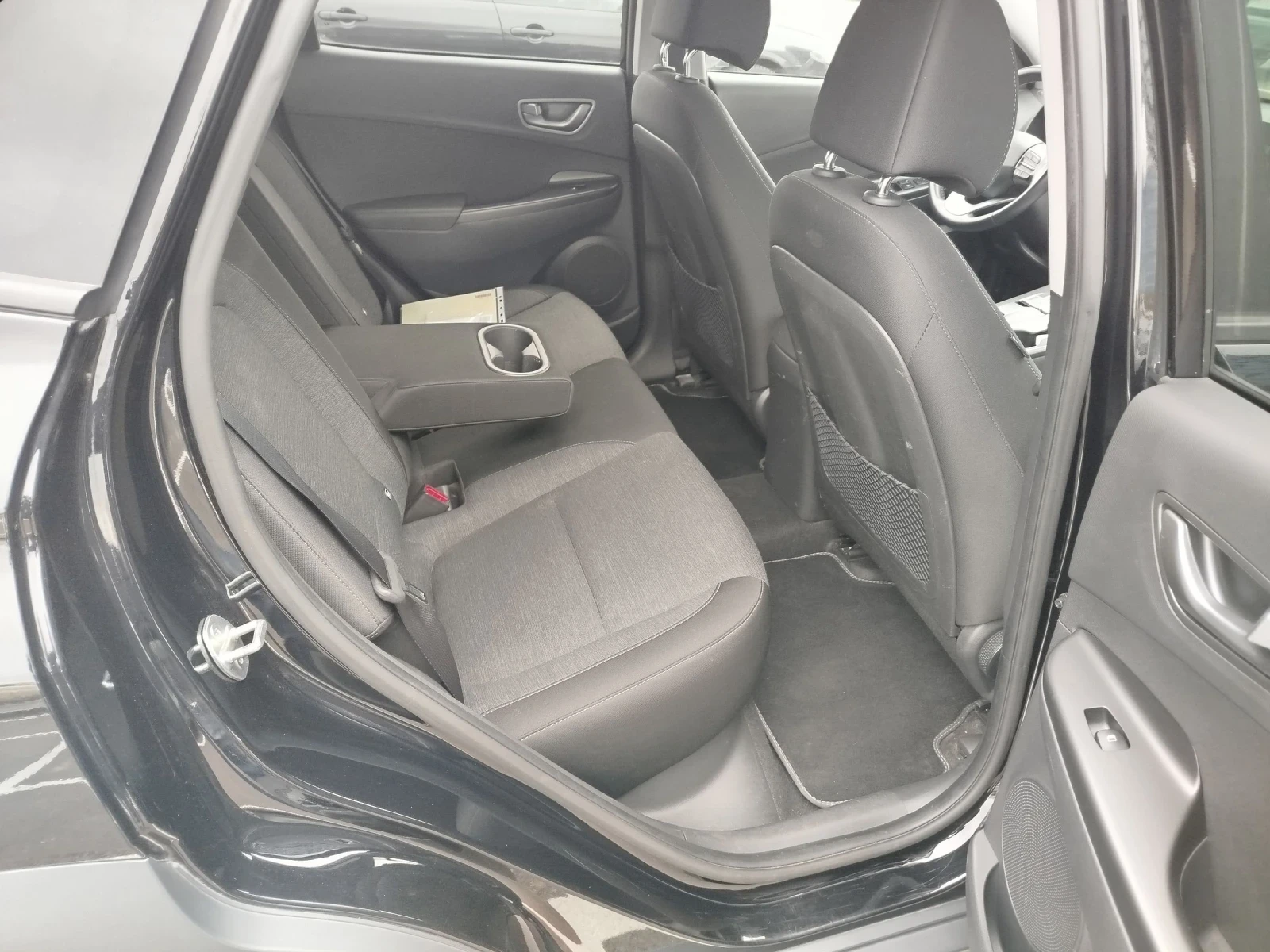 Hyundai Kona 67kw., снимка 13 - Автомобили и джипове - 53909425