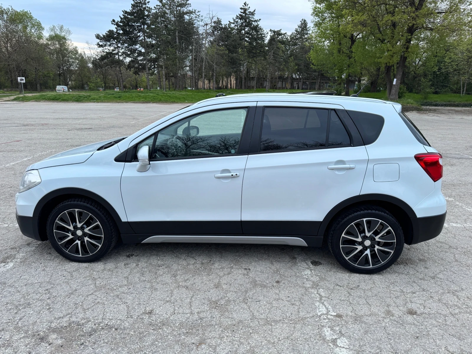 Suzuki SX4 S-Cross 1.6i Sergio Cellano 4x4 ��������� | Mobile.bg � ����������� 8