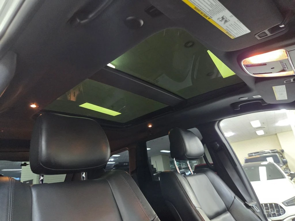 Jeep Grand cherokee 3.6* V6* 8ZF* ПОДГРЕВ* ОБДУХВАНЕ* МЪРТВА* ТОЧКА* К, снимка 15 - Автомобили и джипове - 55099910