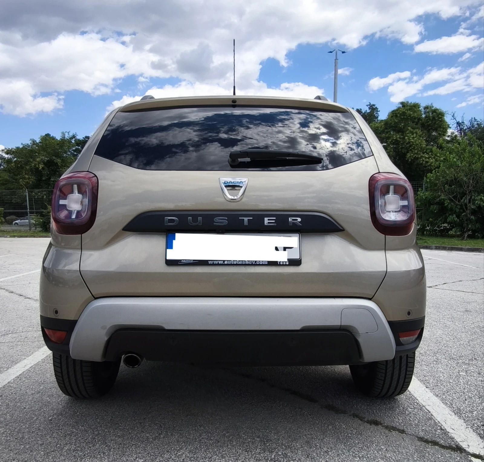 Dacia Duster 1, 5 DCI , 115 hp., снимка 4 - Автомобили и джипове - 55285740