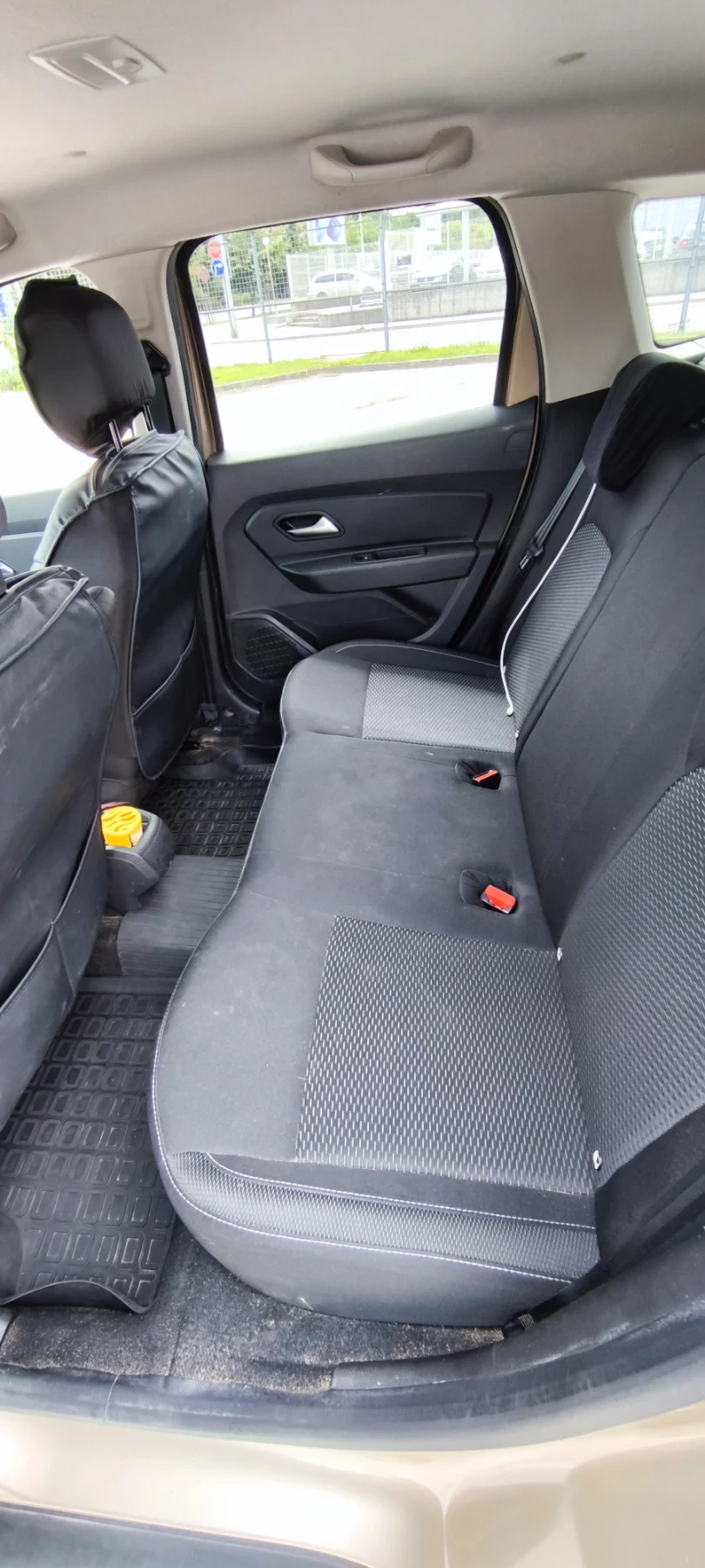 Dacia Duster 1, 5 DCI , 115 hp., снимка 16 - Автомобили и джипове - 55285740