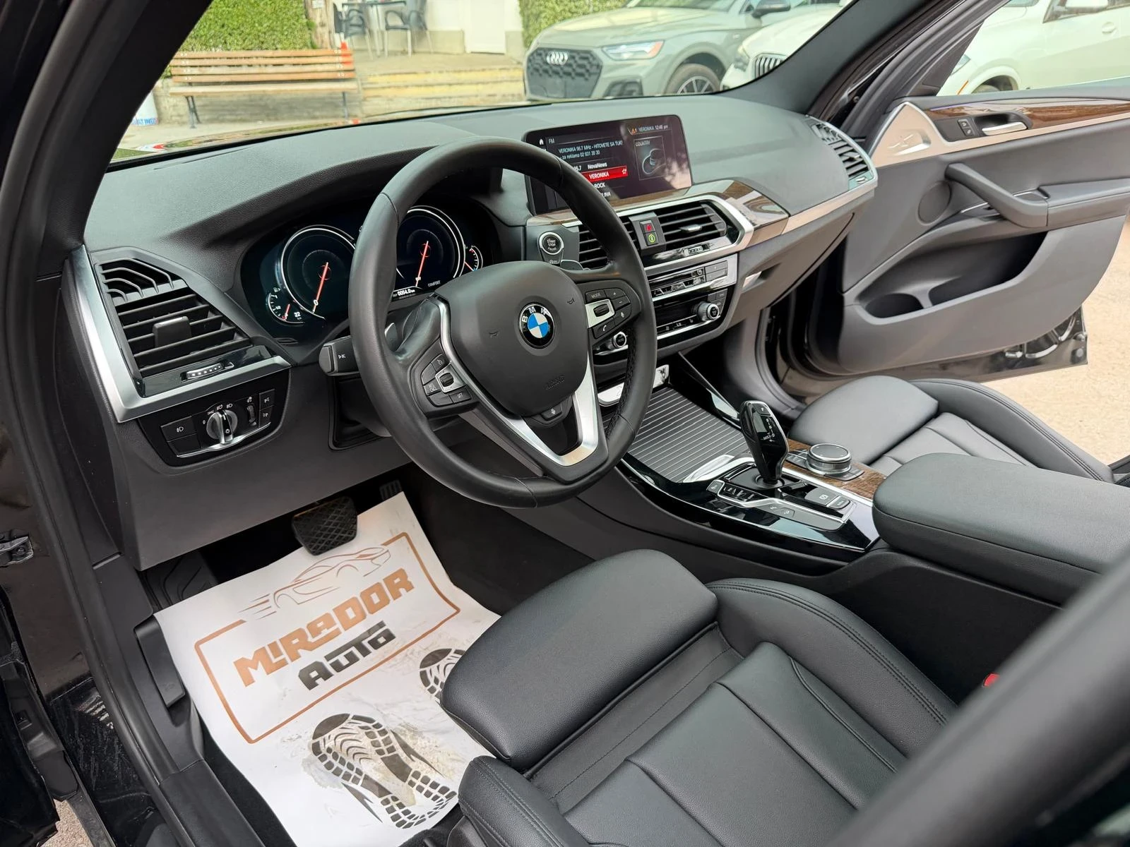 BMW X3 30i xDrive Digital, снимка 10 - Автомобили и джипове - 55305588