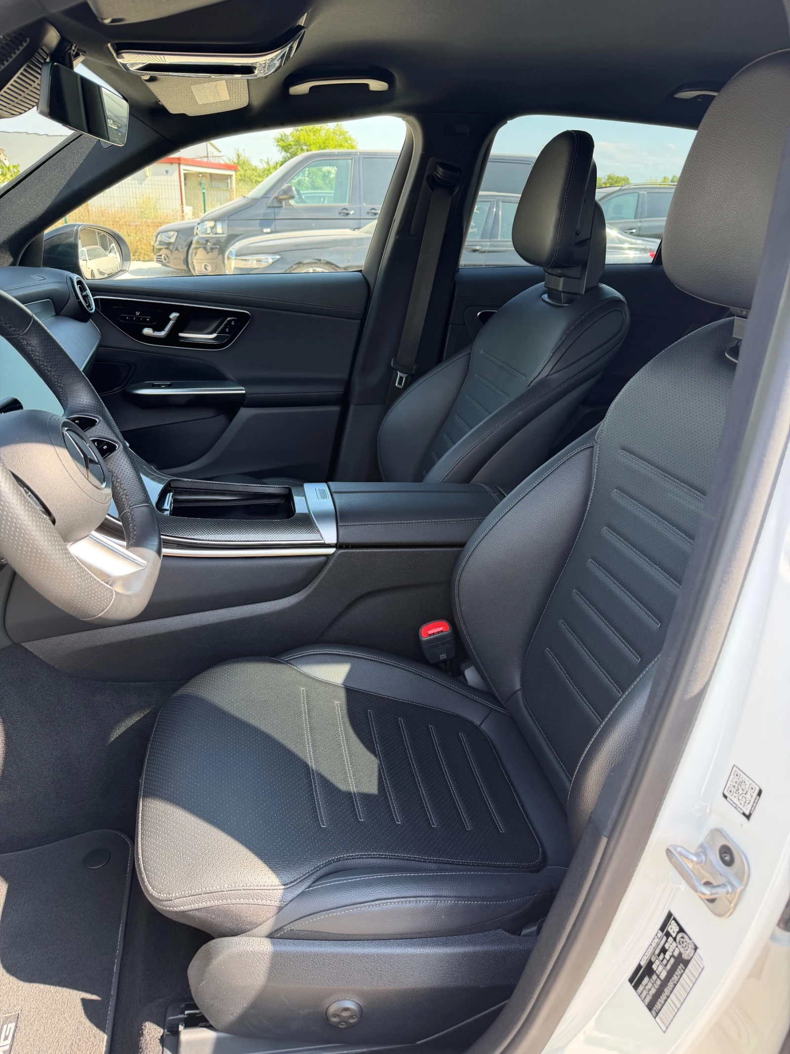 Mercedes-Benz GLC 300 GLC AMG, снимка 2 - Автомобили и джипове - 55663474