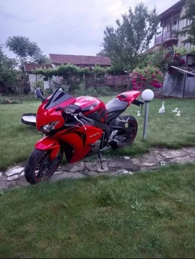     Honda Cbr