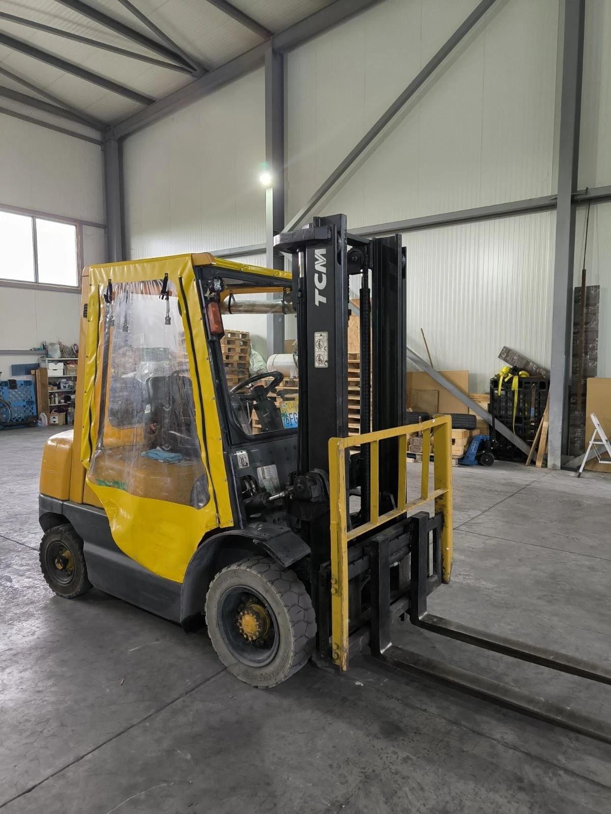  TCM  | Mobile.bg   2