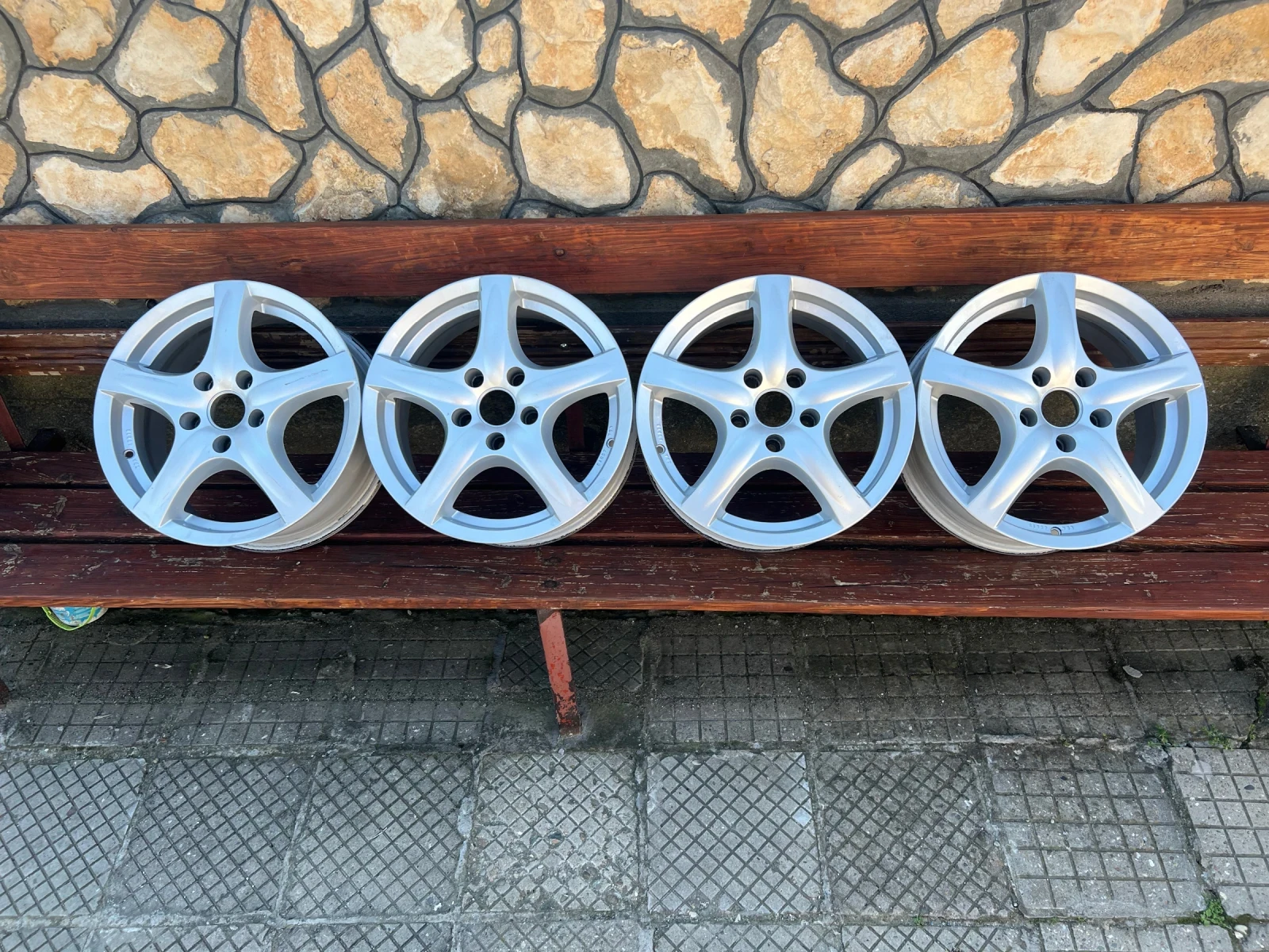 Джанти, снимка 4 - Гуми и джанти - 54111081