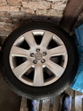        235/55R18  Audi A8
