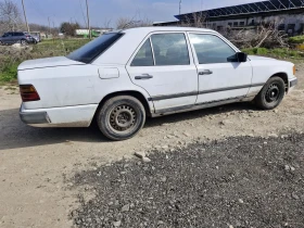 Mercedes-Benz 124, снимка 2