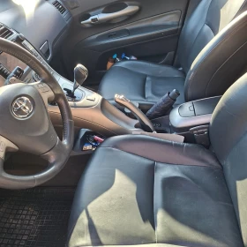 Toyota Auris, снимка 6