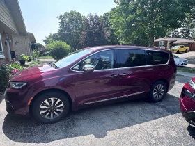 Chrysler Pacifica Limited 2WD, снимка 1