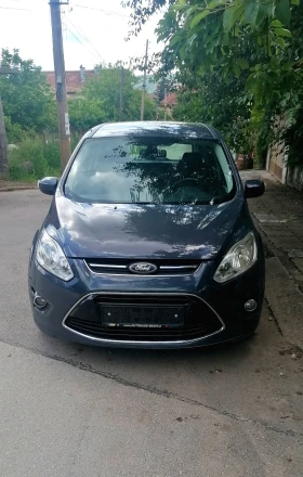  Ford Grand C-Max