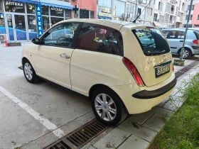 Lancia Ypsilon 1, 2 климатроник | Mobile.bg — малка снимка 4